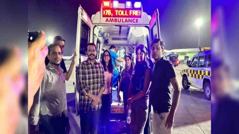 Group of doctors from AIIMS who saved the life of the toddler (Photo/X:@aiims_newdelhi)