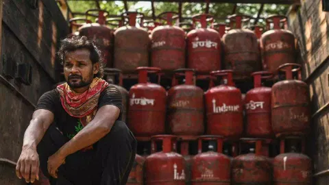 BJP's 'desperation' ahead of assembly polls behind LPG price cuts: JD(U)