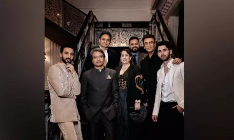  Filmmaker Karan Johar, Apoorva Mehta, Guneet Monga with director Nikhil Nagesh and Lakshya (Photo:ANI) 