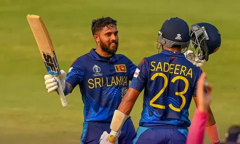 Kusal Mendis and Sadeera Samarawickrama 