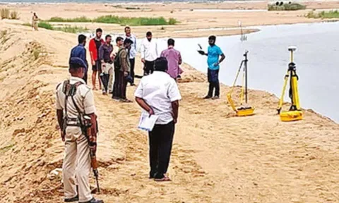 ED officials survey sand quarry near Thiruvaiyaru in Thanjavur on Thursday