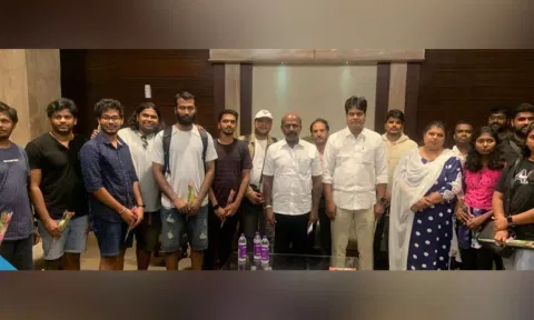 21 residents of Tamil Nadu, who returned from Israel earlier today, arrive in Chennai. They were welcomed by Tamil Nadu Health Minister Ma Subramanian