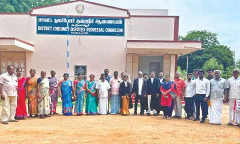 Farmers who received their insurance claims on Tuesday.
