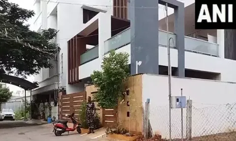 Visual outside late DMK leader Vasugi Murugesan's sister's residence
