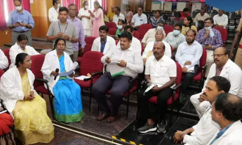 Health Minister Ma Subramanian with the district health officials to review the dengue control measures in Tamil Nadu. (X/@Subramanian_ma)