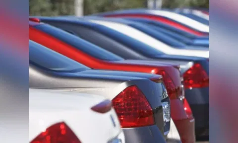 Automobile industry hopeful of strong sales on Dhanteras, Diwali