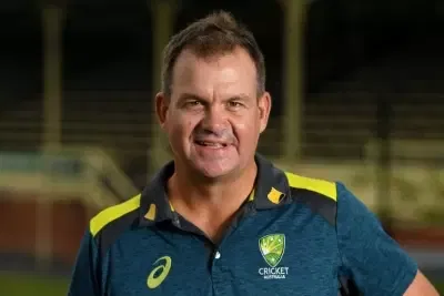 England head coach Matthew Mott