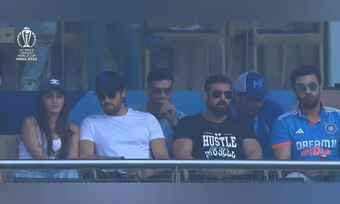 Kiara Advani, Sidharth Malhotra, John Abraham, and Ranbir Kapoor at the match (X)
