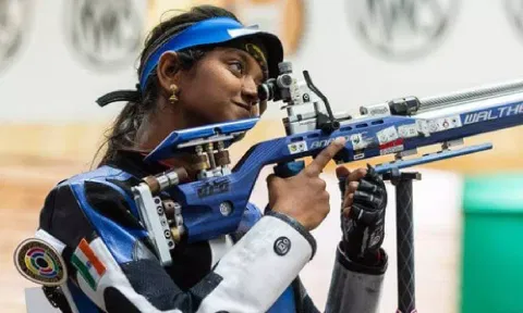 Elavenil Valarivan