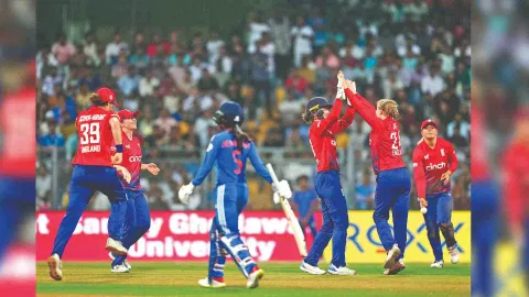 England celebrates the wicket of Smriti Mandhana