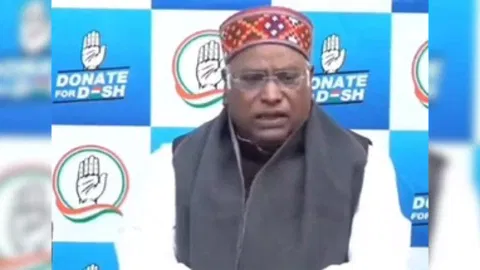 Congress President Mallikarjun Kharge (IANS) 