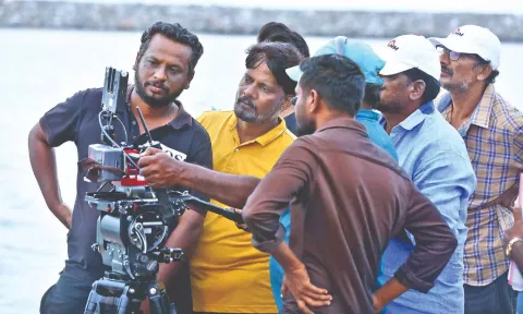 The shoot of Boat took place in challenging conditions according to Chimbudeven.