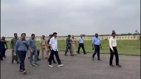 CM Stalin reaches Thoothukudi