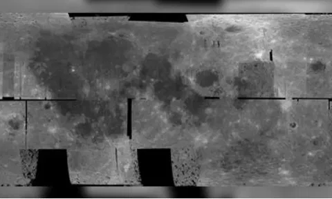  Photographic mosaic map of the moon taken by South Korea's lunar orbiter Danuri (Photo: IANS)