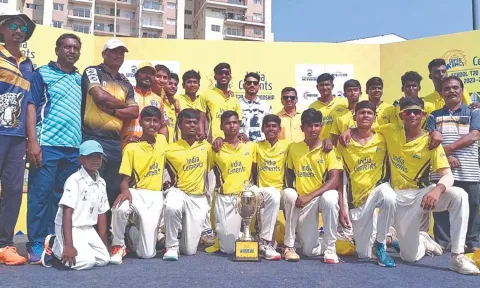 Chennai winner - Jeppiaar Matriculation School with CSK’s Mukesh Choudhary