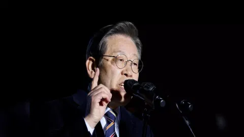 South Korea's opposition party leader Lee Jae-myung (Reuters)