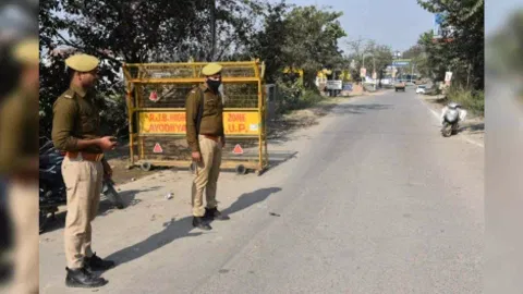 45 teams of hand-picked police personnel will be providing “proximate security” or protection from close quarters to the VVIP invitees visiting Ayodhya (Photo/IANS)