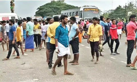 Residents block traffic on bypass 