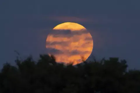 NASA prepares for humanity’s first return to Moon in over 50 yrs, Mars next