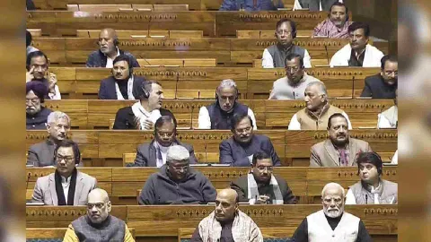 PM Narendra Modi, Union Ministers Amit Shah and others during presentation of the Interim Budget 2024 in the Lok Sabha (PTI)