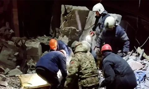 Visual of attack site in Lysychansk town in Luhansk (Photo: Reuters)
