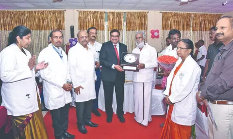 HR&CE Minister Sekarbabu presented the ‘Doyen of Ear Surgery’ award to Dr Mohan Kameswaran on Sunday