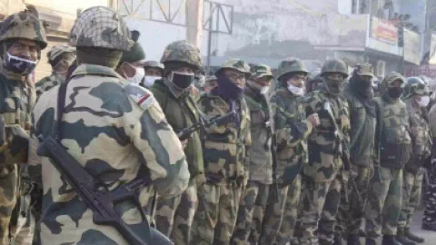  Huge security build-up continued on inter-state borders between Punjab and Haryana on the second day (Photo/IANS)