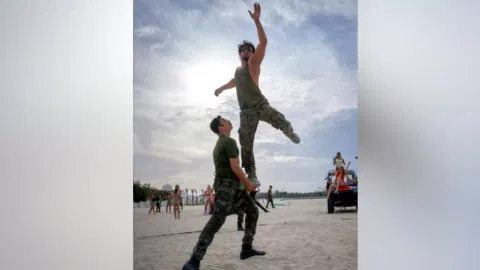Bollywood actors Akshay Kumar and Tiger Shroff (IANS)