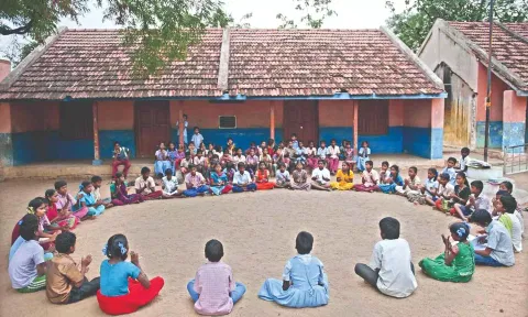 Children at the training session of the parliament in Nagadasampatti in Dharmapuri