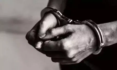Arts teacher sacked for touching kid