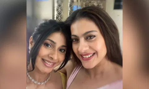 Kajol with Tanishaa 