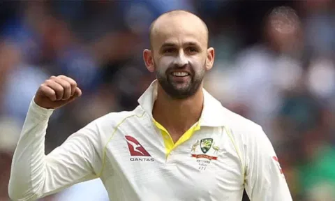 Nathan Lyon 