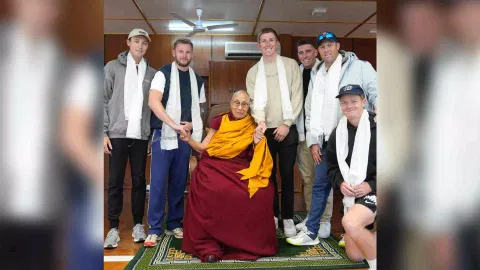 England Cricket Team with Dalai Lama (@englandcricket/X)