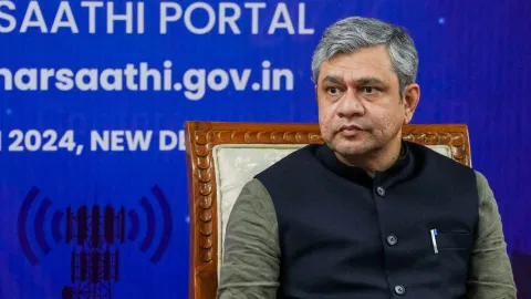  Union IT and Communications Minister Ashwini Vaishnaw