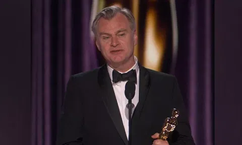  Christopher Nolan 