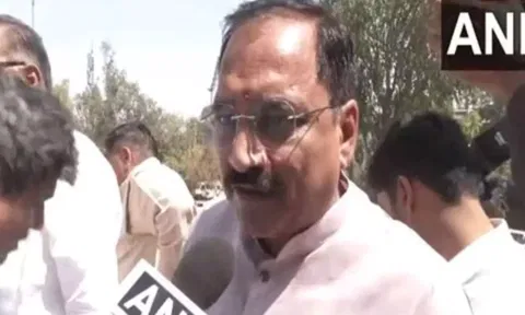 BJP holds counter-protest in Delhi, calls for resignation of Arvind Kejriwal