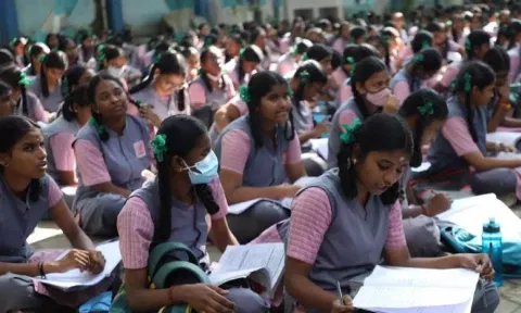 Group of Students (Hemanathan M)