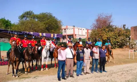  Equestrian Federation of India 