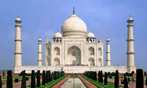 Taj Mahal 