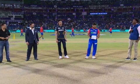  Still from the toss (Screengrab) 
