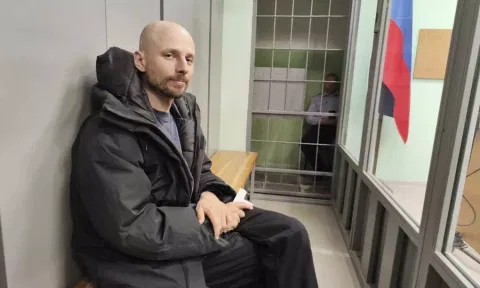 Russian journalist Sergey Karelin appears in court in the Murmansk region of Russia (AP) 