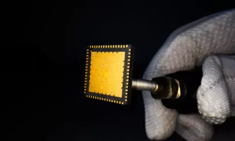  India begins its chip-making journey (IANS)