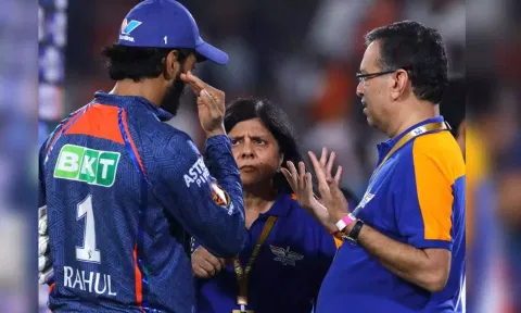 LSG owner Sanjiv Goenka with KL Rahul (IANS) 