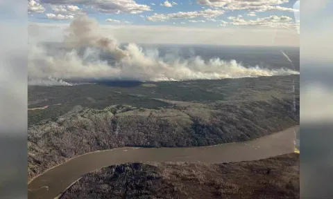  Alberta Wildfire (Reuters)