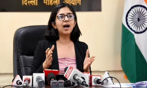 Former DCW Chief Swati Maliwal (Photo: ANI)
https://www.dtnext.in/news/national/delhi-cm-kejriwal-accepts-resignation-of-women-commission-chief-swati-maliwal-759299