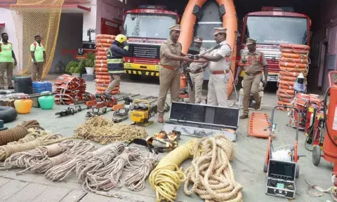 Rescue equipment stored at the fire station in Oluginasery, Nagercoil (Daily Thanthi)