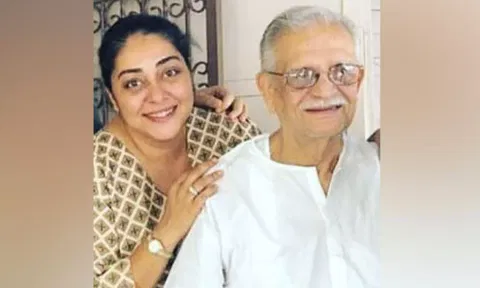 Veteran lyricist Gulzar and his daughter Meghna Gulzar (Image: ANI)