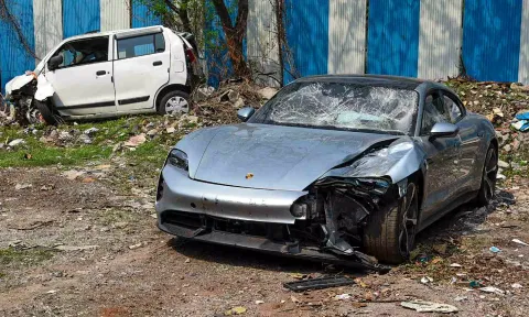 Porsche car crash