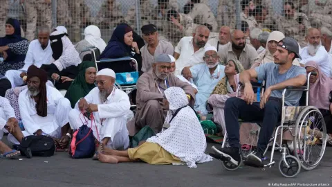 Who or what is responsible for Hajj deaths?