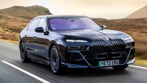  BMW